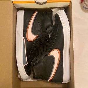 Women’s Nike Blazer Mid ‘77 Infinite